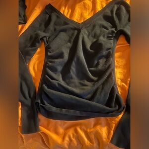 Vintage JOYCE LESLIE black shirred V neck sweater